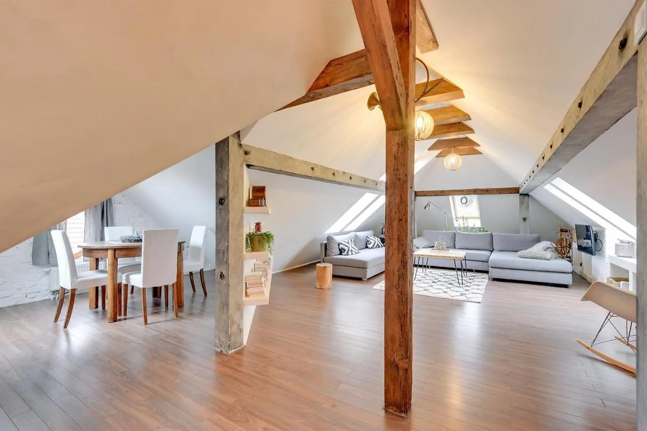 Grand Apartments - Wood Loft Apartment Sopot