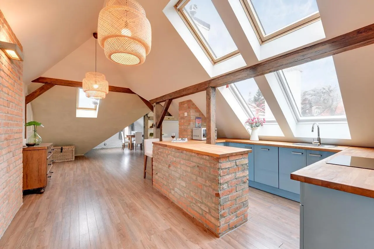 Grand Apartments - Wood Loft Apartment Sopot Poland