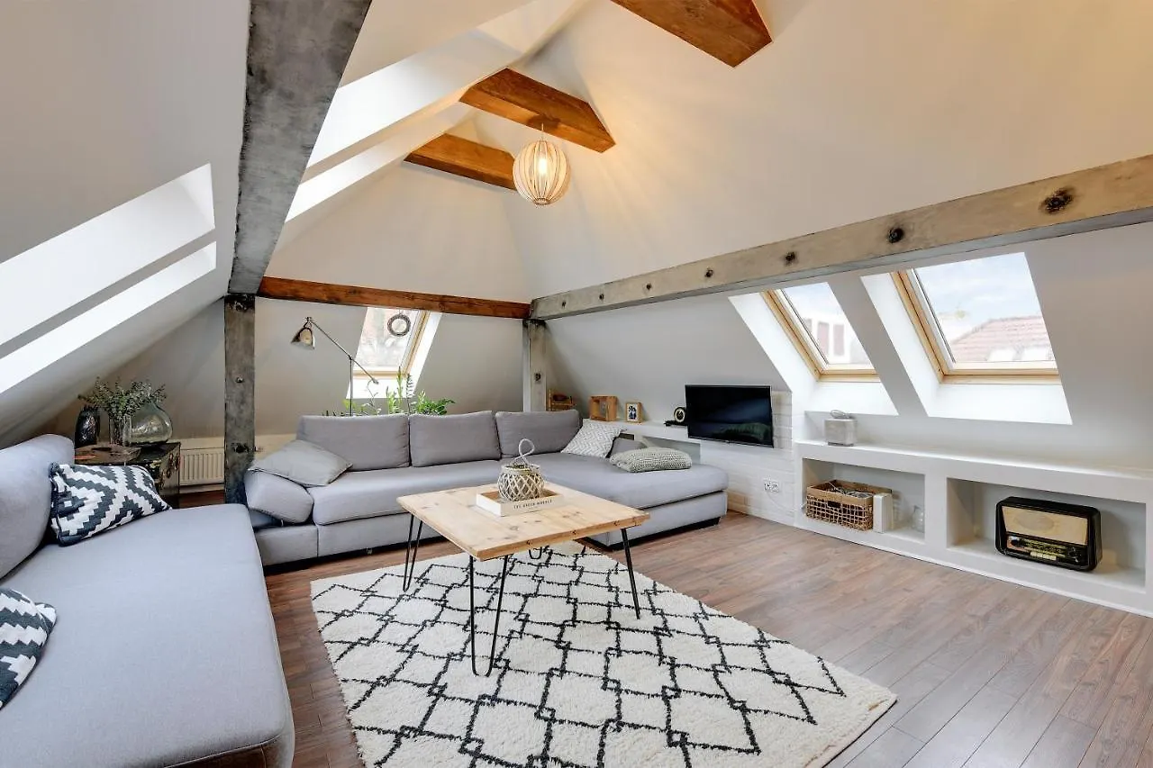 Grand Apartments - Wood Loft Apartment Sopot